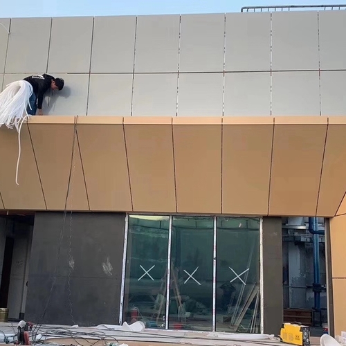 穿孔铝单板怎样选厂家 2026年环保建筑装修新趋势