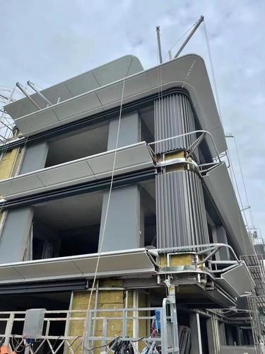 外墙装饰铝单板施工_外墙铝案例单板安装方法_铝单板外墙安装案例