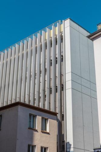 木纹氟碳铝单板_氟碳铝单板和普通铝单板_木纹铝比氟碳铝板便宜