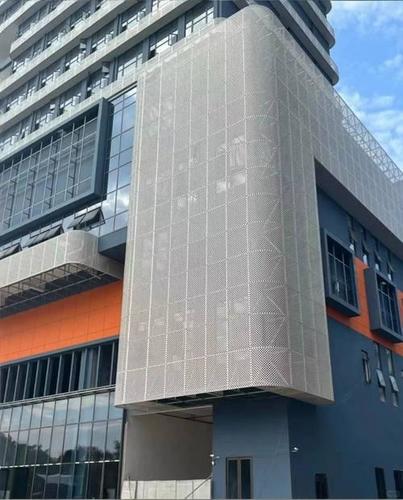 氟碳铝单板定制_氟碳铝单板和普通铝单板_木纹氟碳铝单板