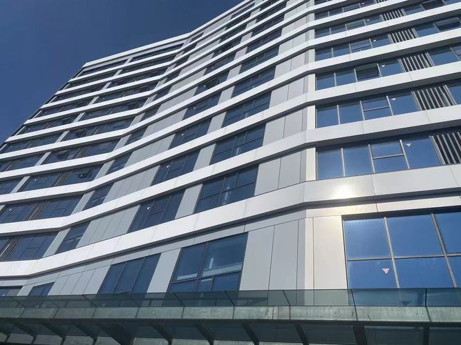 冲孔铝单板冲孔