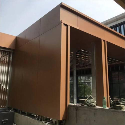 外墙铝搭配雕花颜色单板好看吗_雕花铝单板外墙颜色搭配_外墙刻绘铝单板