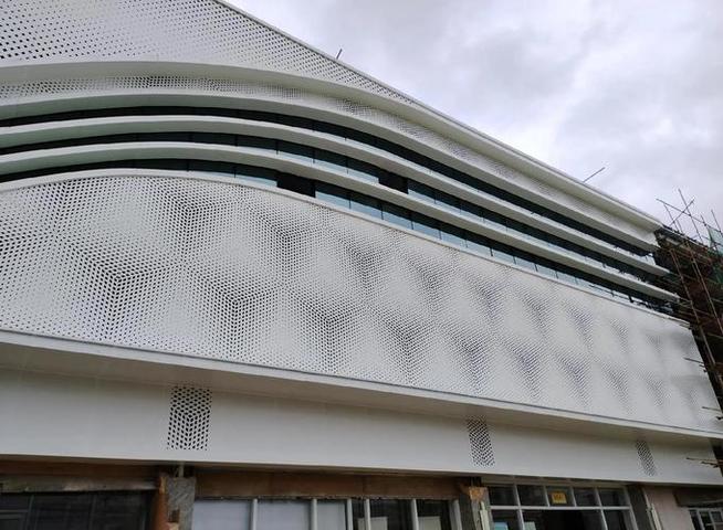 冲孔铝单板厂家定制多少钱