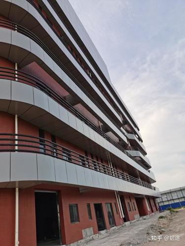 铝单板造型图案_铝单板定制图案风格_铝单板logo